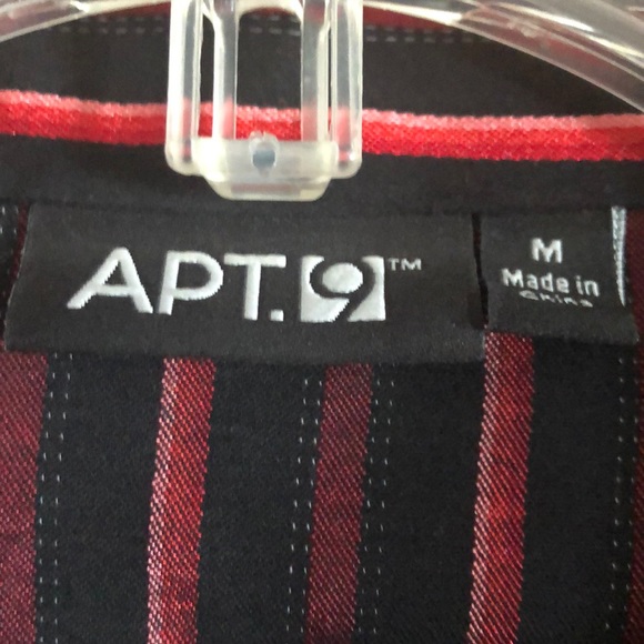 Apt 9 Med Women’s Red/Black Striped Blouse - Picture 2 of 5